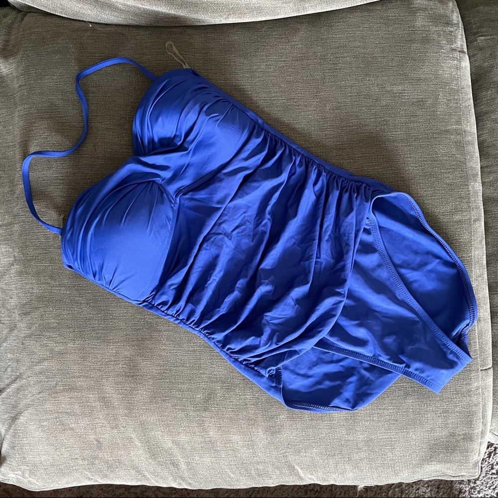 La Blanca One Piece Swimsuit